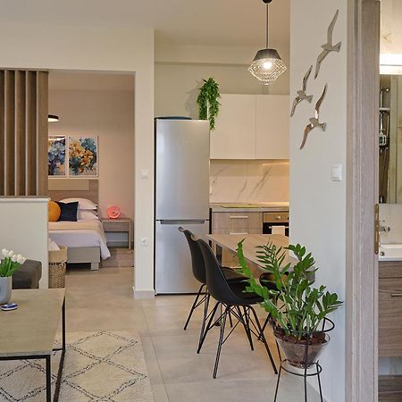 Zeta-Garden Oasis & Private Parking By Optimum Link Apartment กาเตรินี ภายนอก รูปภาพ